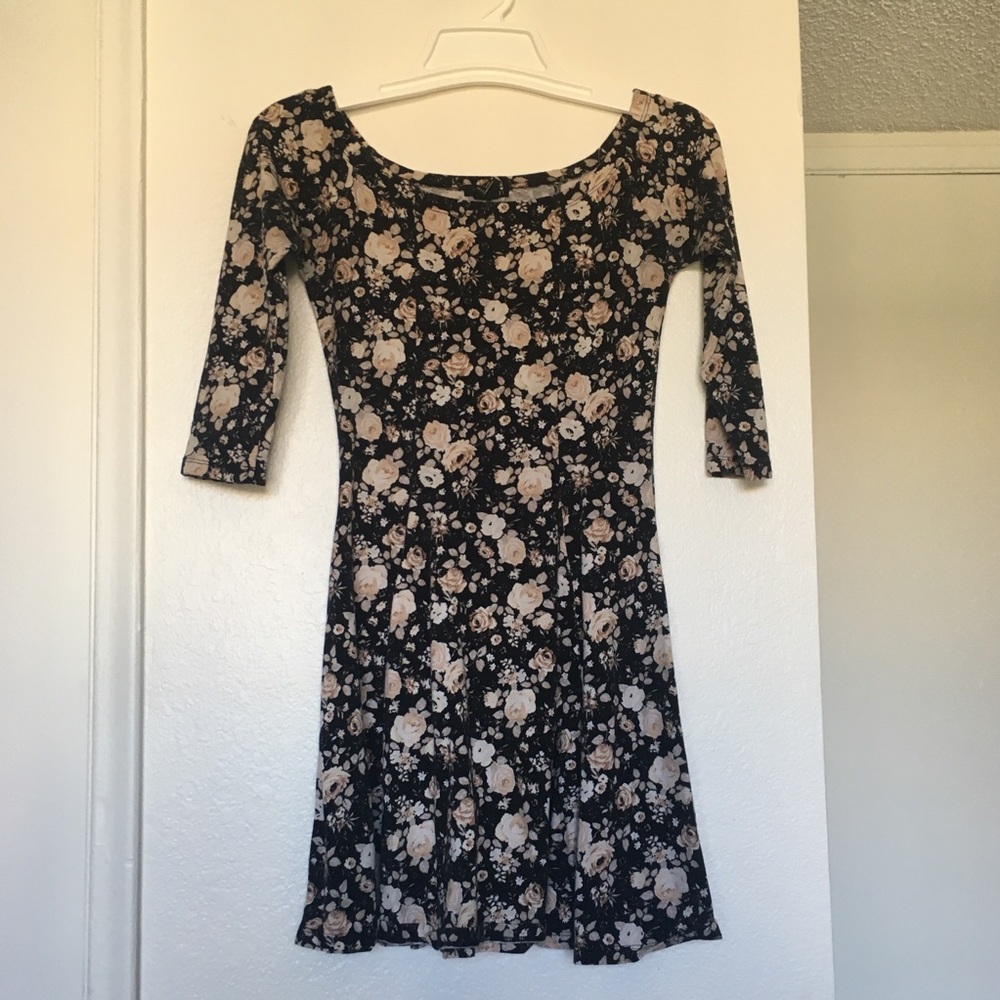 Off the Shoulder Mini Dress - Picture 5 of 5